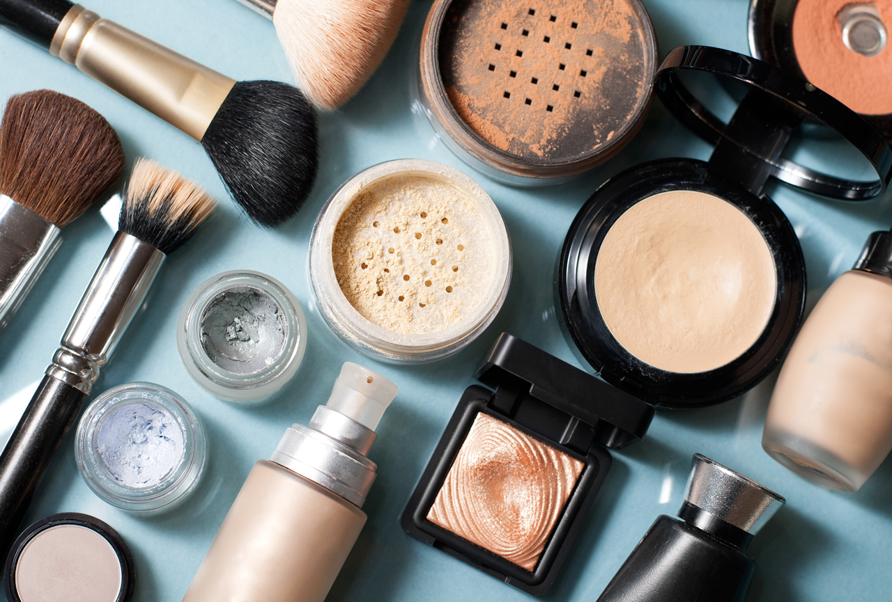 Article-Lead-in-Cosmetics