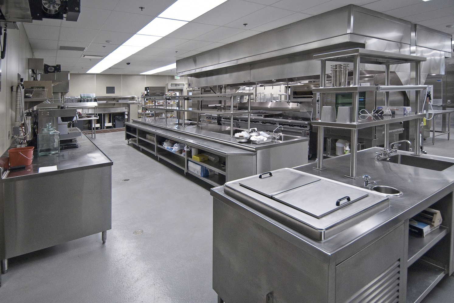commercial-kitchen-equipment